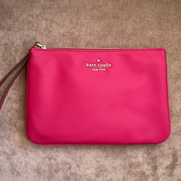 kate spade Handbags - Kate Spade clutch